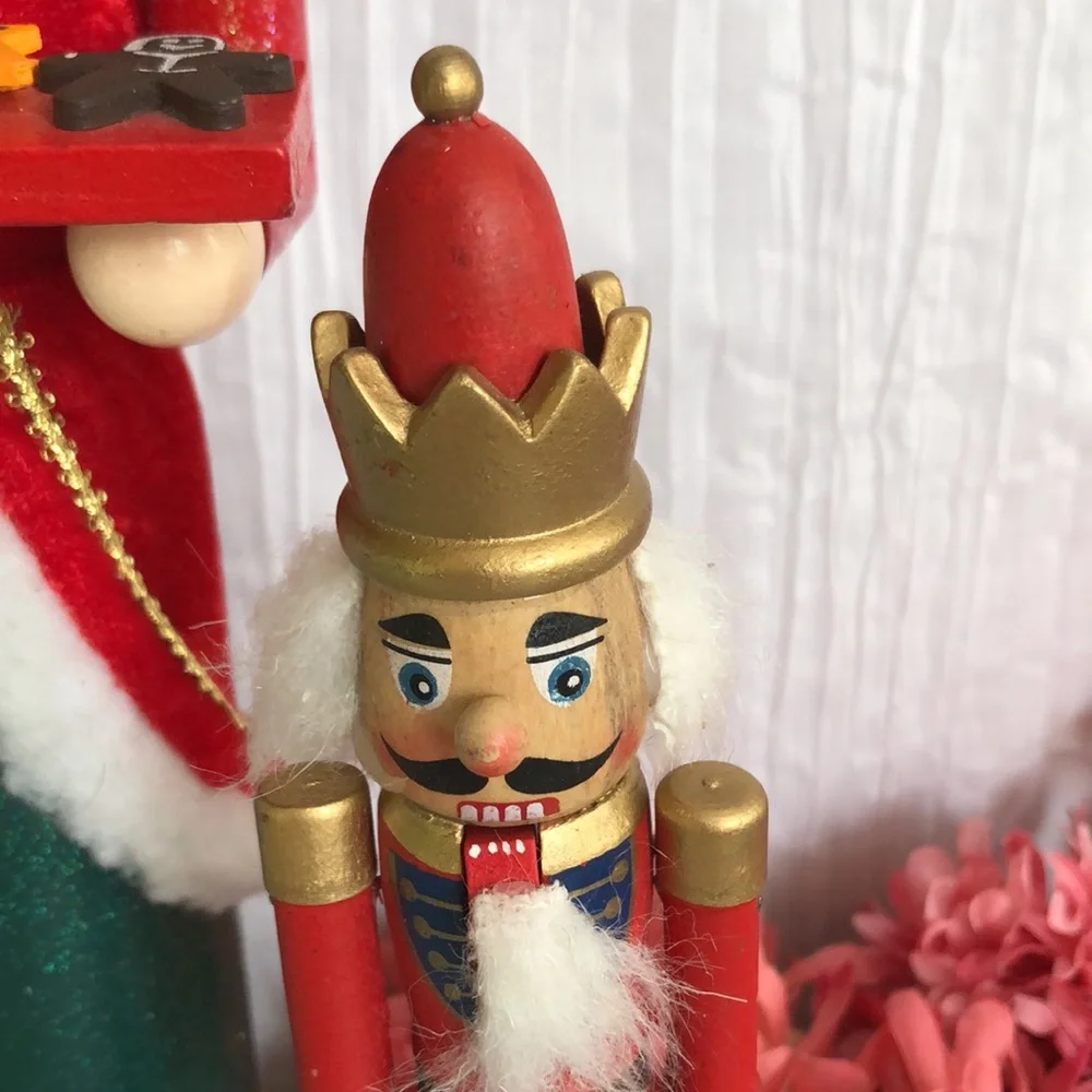 Christmas Nutcrackers wooden Mrs Santa Claus with cookies & smaller sold… - Picture 4 of 12